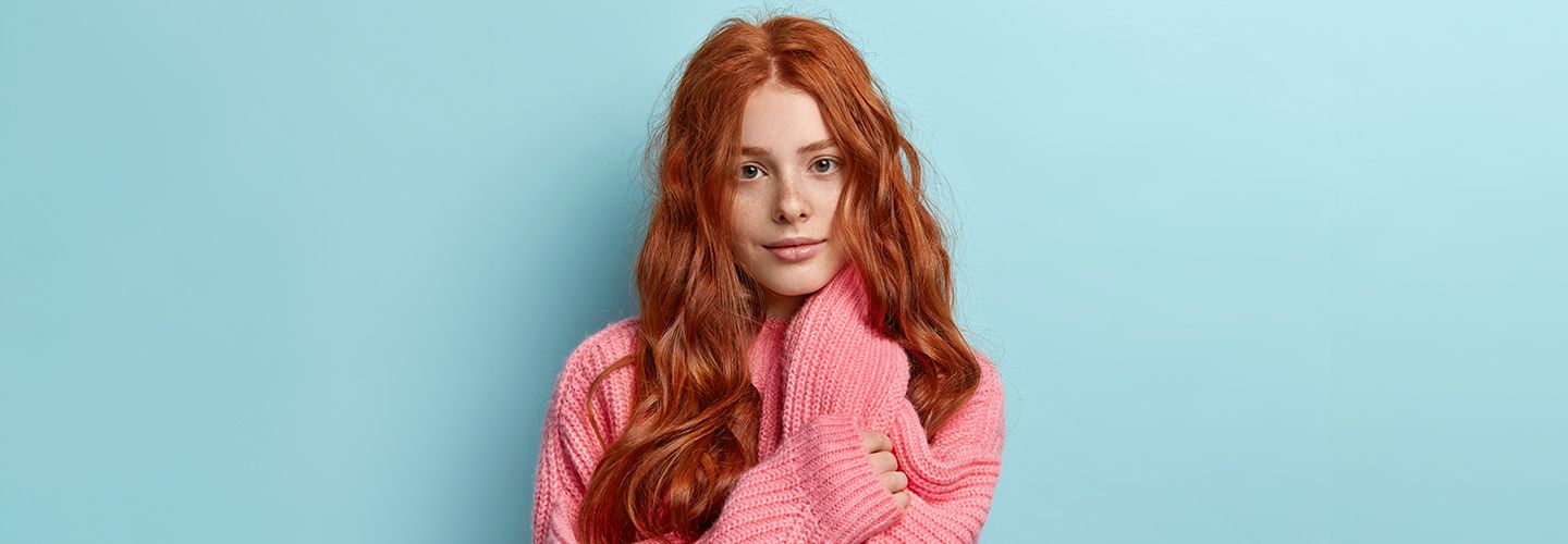 Wat is het verschil tussen rood haar en strawberry blonde?